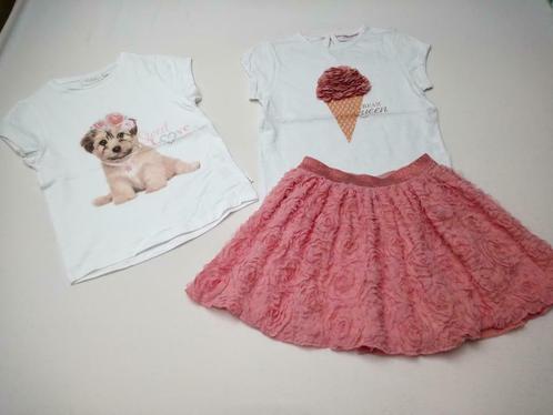 2 T-shirts + rok 116, Kinderen en Baby's, Kinderkleding | Maat 116, Zo goed als nieuw, Meisje, Setje, Ophalen of Verzenden