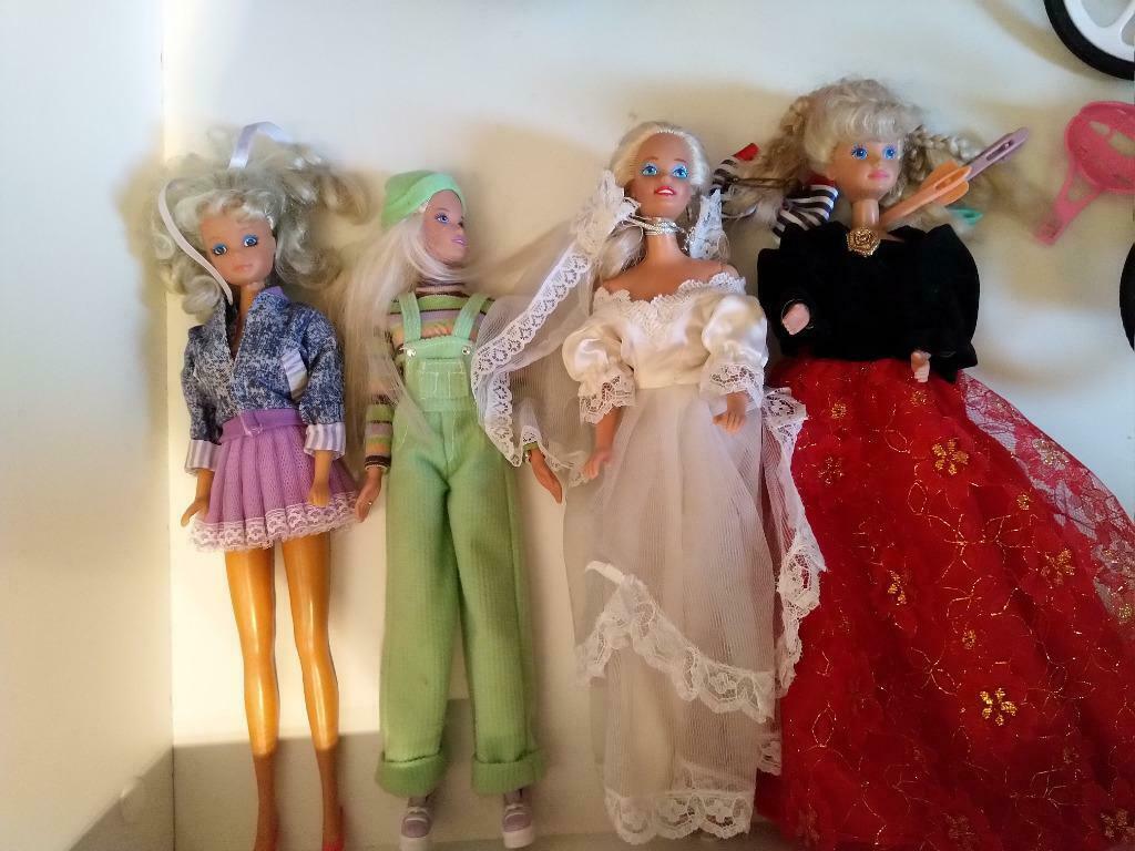 mode Uitgraving boog ② Barbie: poppen, fiets, paard, glijbaan, ligzetels, ... — Speelgoed |  Poppen — 2dehands