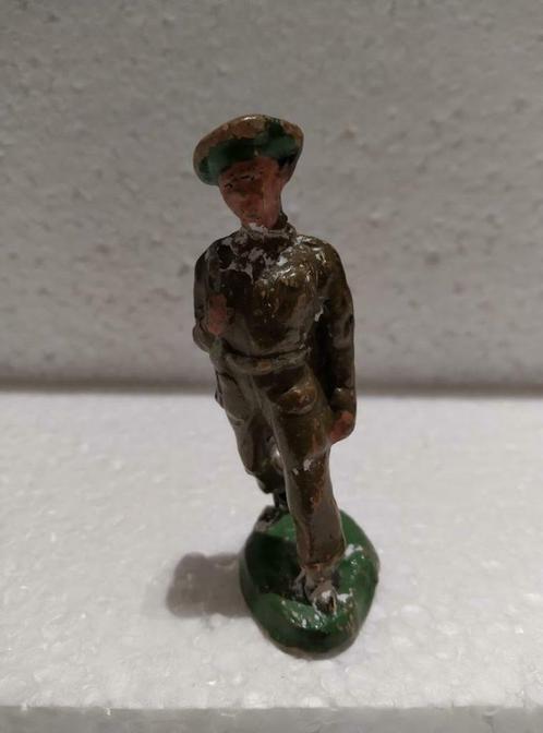 Papier mâché vintage - Soldat belge Solido avec chapeau vert, Collections, Jouets miniatures, Utilisé, Enlèvement ou Envoi