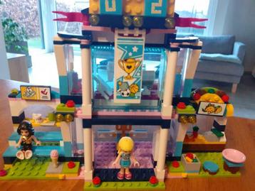 Lego friends  beschikbaar voor biedingen