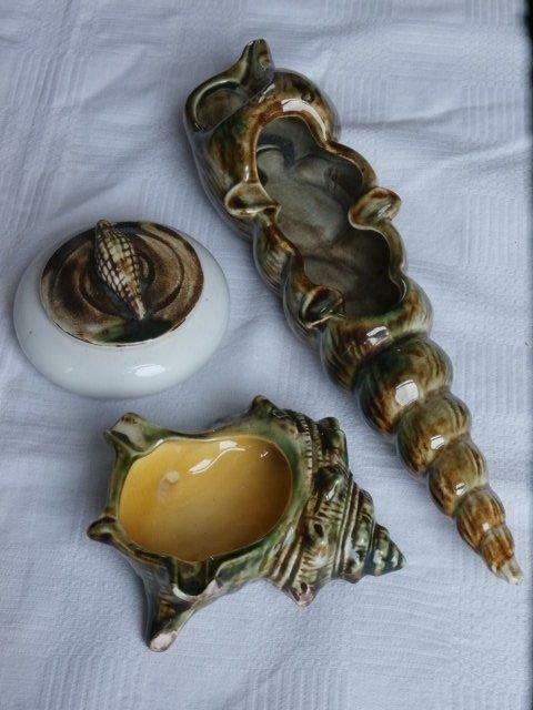 Franse Majolica keramiek in schelpvorm, Antiek en Kunst, Antiek | Servies compleet, Ophalen of Verzenden