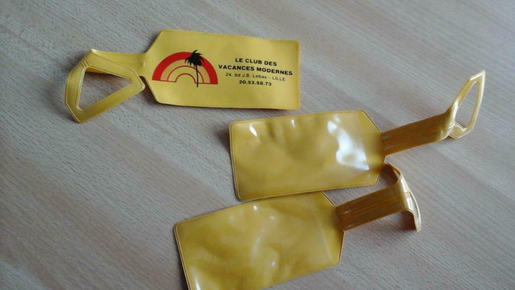 lot 3 porte étiquettes pour bagages, Bijoux, Sacs & Beauté, Valises, Enlèvement ou Envoi, Neuf, Plastique souple