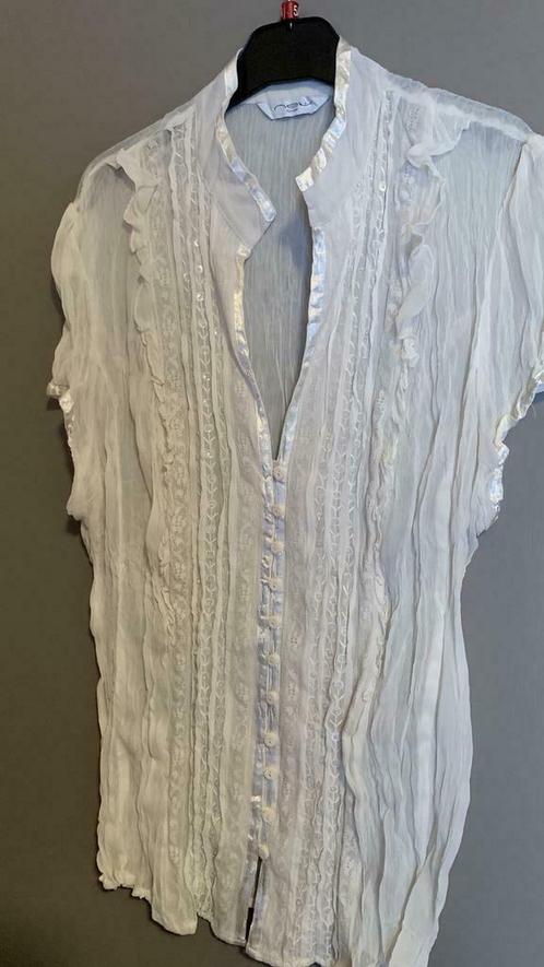 Lichte blouse met kanten dames maat 42, Kleding | Dames, Bodywarmers, Zo goed als nieuw, Maat 42/44 (L), Wit
