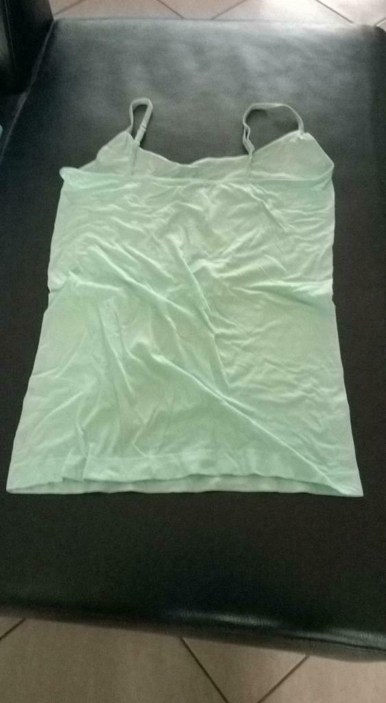 dames singlet mint groene kleur maat kleine xl, Kleding | Dames, Ondergoed en Lingerie, Body of Korset, Groen, Ophalen of Verzenden