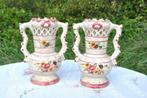 §  paire de vases avec poignées jemappes ?, Antiek en Kunst, Antiek | Vazen, Ophalen of Verzenden
