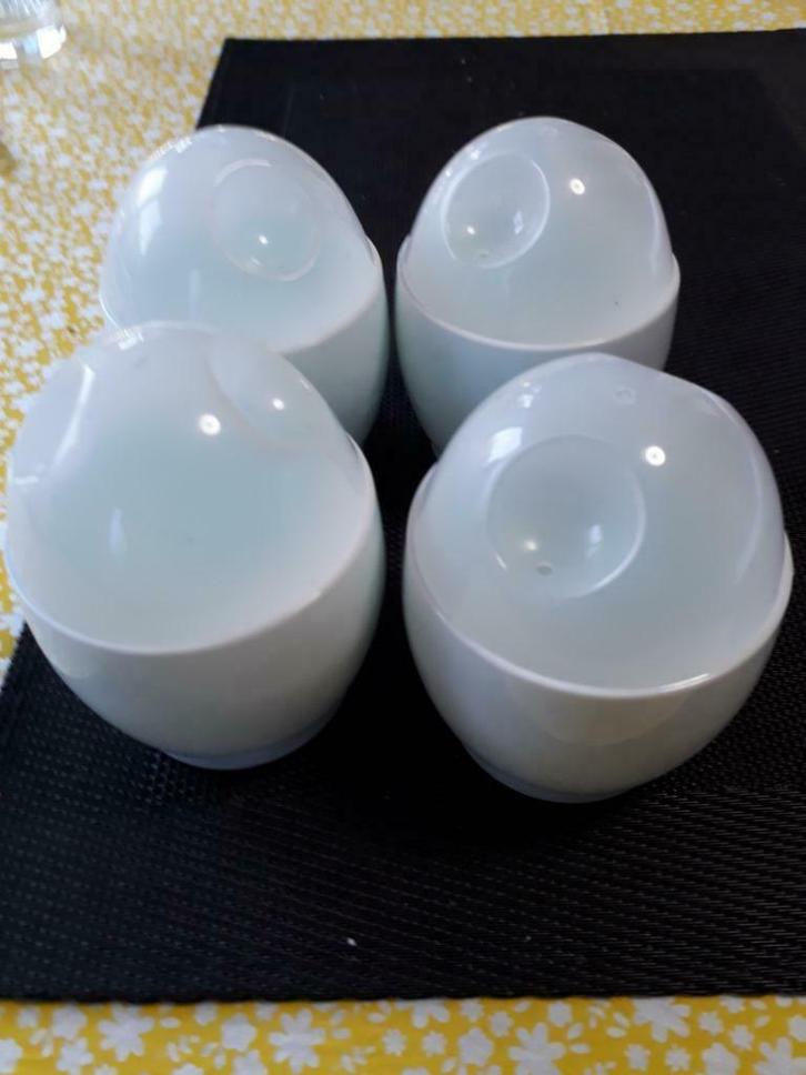 magnetron eierkoker 4 stuks, Huis en Inrichting, Keuken | Keukenelementen, Zo goed als nieuw, Ophalen of Verzenden