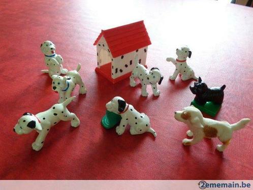 Figurines: 8 petits chiens + 1 niche. "Vintage"., Verzamelen, Overige Verzamelen, Gebruikt, Ophalen of Verzenden