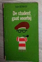 De student gaat voorbij Aster Berkhof, Livres, Aster Berkhof, Enlèvement