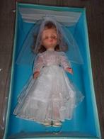 poupée cresimanda en robe de mariée ou de communion, Enlèvement ou Envoi, Poupée, Neuf