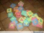 puzzle mousse 36 pces lettres chiffres petits carrés, Enfants & Bébés, Jouets | Puzzles pour enfants, Enlèvement