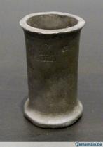 Mesure en étain demi décilitre poinçonné, Antiek en Kunst, Antiek | Brons en Koper