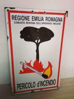 Emaille bord Emilia Romagna Region - Brandgevaar - jaren 80, Huis en Inrichting, Woonaccessoires | Wanddecoraties, Gebruikt, Ophalen of Verzenden