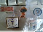 Lot 28 pins, Ophalen of Verzenden, Nieuw, Speldje of Pin