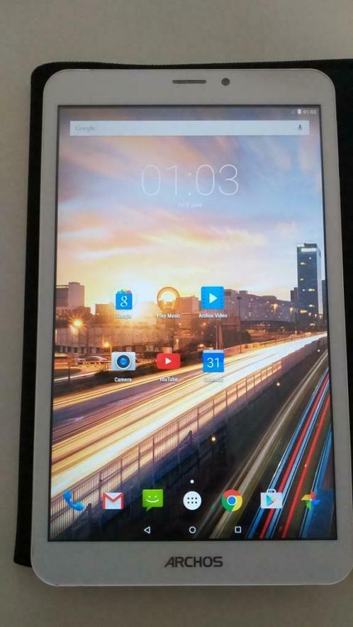 Archos 8 inch tablet, Computers en Software, Windows Tablets, Zo goed als nieuw, 8 inch, Gps, Uitbreidbaar geheugen, Usb-aansluiting