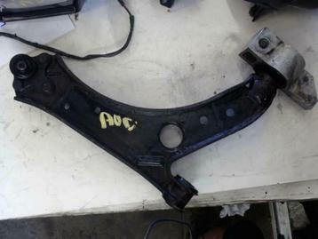 triangle avant  droit  audi A3 8p 2004-2008, Enlèvement ou Envoi, Utilisé, Audi