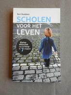 Scholen voor het leven, Gelezen, Ophalen of Verzenden, Christendom | Katholiek