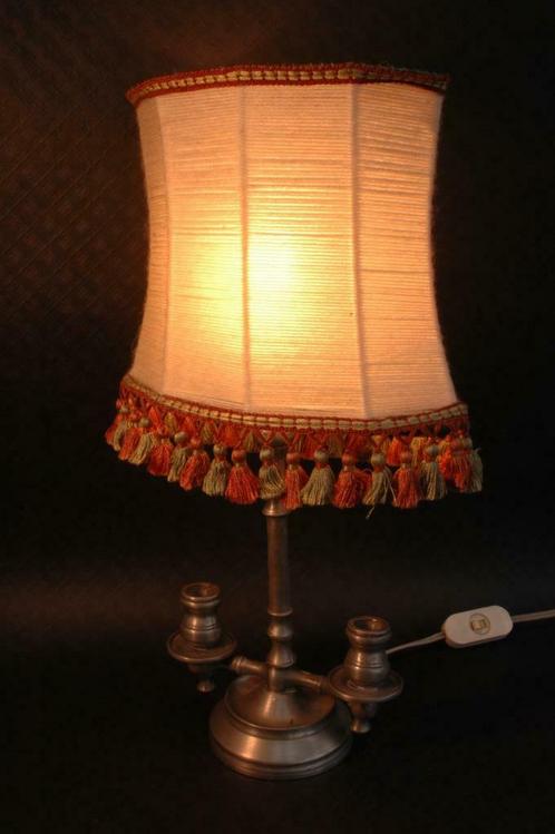 PRACHTIGE LAMPEKAP - DUBBELE KANDELAAR UIT TIN, Antiek en Kunst, Antiek | Tin, Ophalen of Verzenden