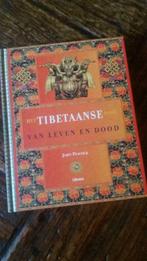 Het Tibetaans Boek van leven en dood van John Peacock, Boeken, Ophalen of Verzenden, Gelezen