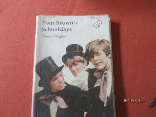 "TOM BROWN'S SCHOOLDAYS". THOMAS HUGHES., Livres, Romans, Utilisé, Europe autre, Enlèvement ou Envoi
