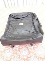 Sacs de voyage., Enlèvement