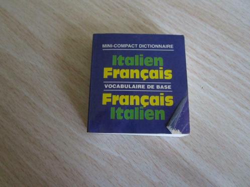 Dictionnaire Italien Français, Livres, Dictionnaires, Utilisé, Italien, Enlèvement ou Envoi