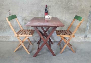 Partij oude vintage klaptafels plooitafels plooitafeltjes 