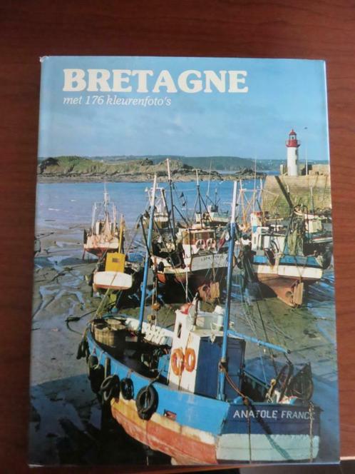 BRETAGNE MET 176 KLEURENFOTO'S, Boeken, Kunst en Cultuur | Architectuur, Nieuw, Overige onderwerpen