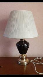 Lampe *, Enlèvement