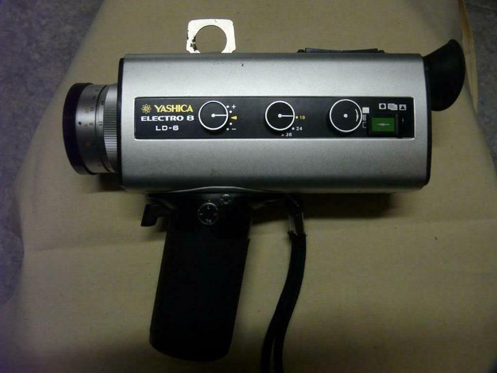 CAMERA CINE DE MARQUE "YASHICA " + LAMPE TORCHE DE MARQUE ", Diversen, Overige Diversen, Gebruikt, Ophalen