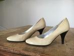 Mooie nieuwe ecru pumps Franco Troise maat 36, Ophalen of Verzenden, Nieuw, Beige, Pumps