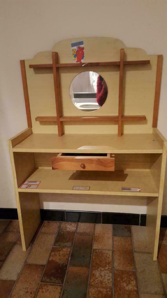 Kapsalonnetje, Kinderen en Baby's, Speelgoed | Houten speelgoed, Gebruikt, Meubelstuk of Keukentje, Ophalen