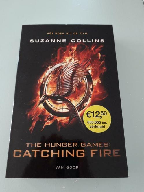The Hunger Games: Catching Fire (boek), Livres, Littérature, Comme neuf, Amérique, Enlèvement ou Envoi