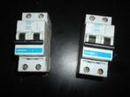 2 fusibles automatiques, Bricolage & Construction, Enlèvement ou Envoi, Utilisé, Autres types