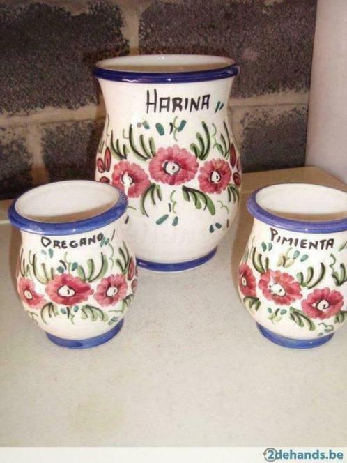 3 (Spaanse) voorraadpotten, Antiek en Kunst, Curiosa en Brocante, Ophalen