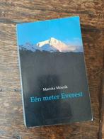 Een meter Everest - Mariska Mourik, Boeken, Gelezen, Ophalen of Verzenden