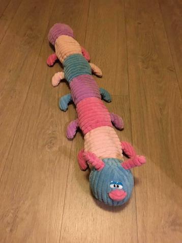 Grote zachte rups beschikbaar voor biedingen