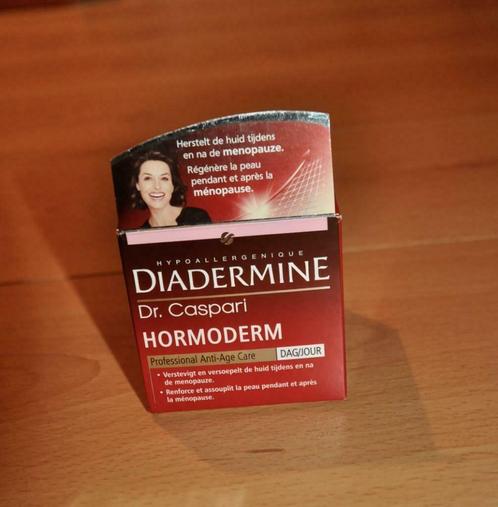 Diadermine hormoderm dr Caspari soin jour Neuf emballé, Handtassen en Accessoires, Uiterlijk | Gezichtsverzorging, Nieuw, Verzorging