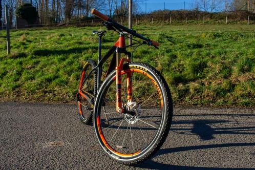 Orbea alma XC carbon 29'' taille M  8,6 Kg, Vélos & Vélomoteurs, Vélos | Hommes | Vélos de sport & Vélo de randonnée, Comme neuf