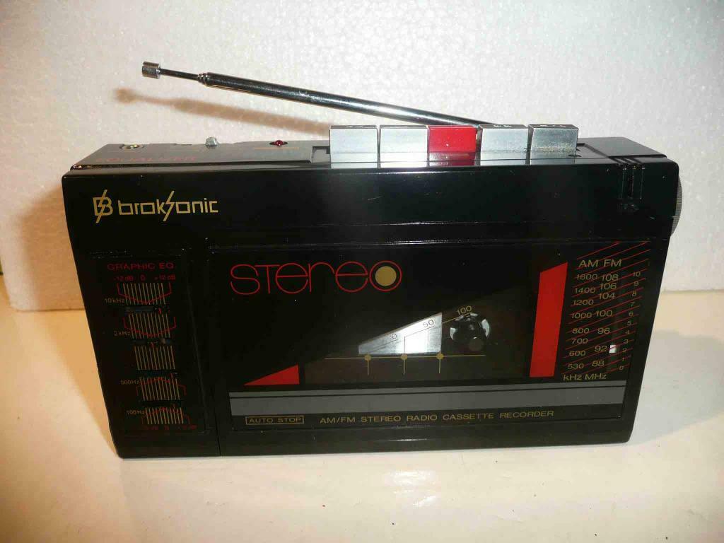 Walkman BrokSonic K7 player TEB-36 + radio AM - FM Stéréo, Enlèvement ou Envoi