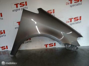 Voorscherm Rechts 1T0821022B VW Touran ('06-'10) LD7S beschikbaar voor biedingen