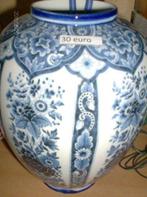 vaas in blauw Italiaans porselein, Antiek en Kunst, Antiek | Keramiek en Aardewerk, Ophalen