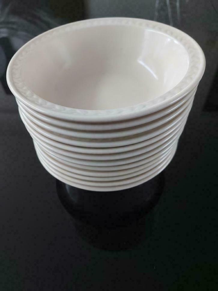 SERVIES, Maison & Meubles, Cuisine | Vaisselle, Neuf, Récipient(s), Uni, Porcelaine, Enlèvement ou Envoi