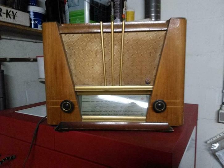 Oude FNR buizenradio, Antiek en Kunst, Curiosa en Brocante, Ophalen
