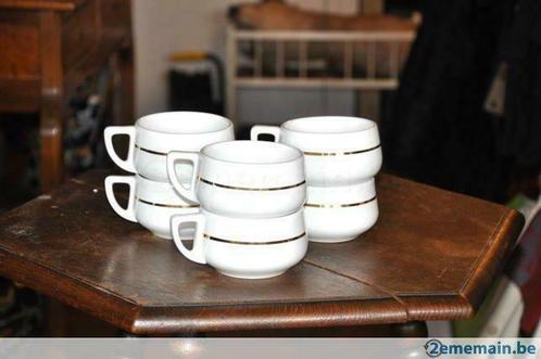 6 tasses a café bombée porcelaine blanche épaisse baudour, Maison & Meubles, Cuisine | Vaisselle, Utilisé, Tasse(s) et/ou soucoupe(s)