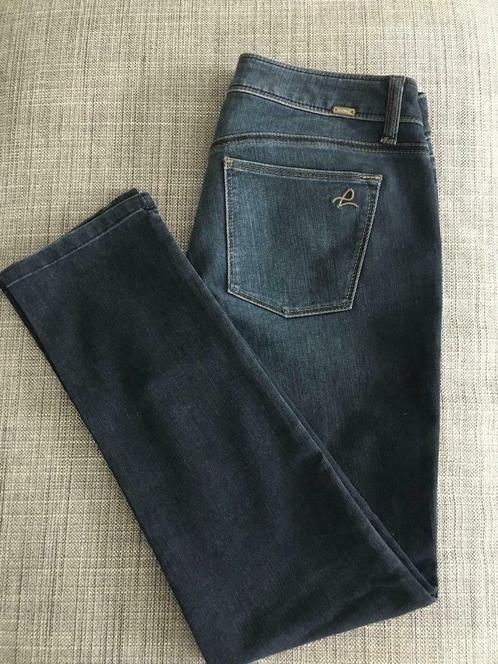 Jeans van DL 1961.   -  28, Kleding | Dames, Broeken en Pantalons, Zo goed als nieuw, Maat 38/40 (M), Blauw, Lang, Verzenden