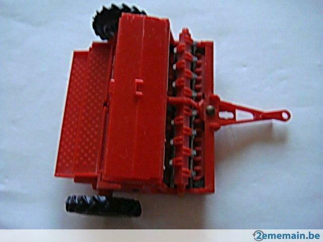 Machine agricole à bottes. "Massey Ferguson.Vintage". N° 15., Hobby en Vrije tijd, Modelbouw | Overige, Gebruikt, Ophalen of Verzenden