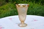 §  vase verre moulé ocre irisé decor iris, Enlèvement ou Envoi