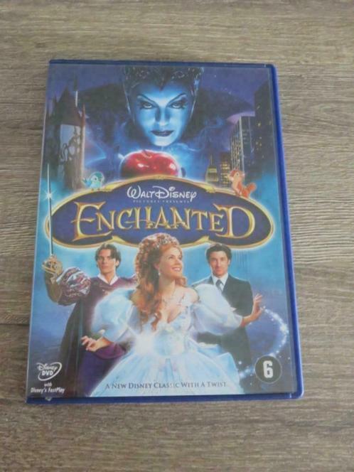 DVD : Enchanted - Walt Disney -- Amy Adams - Patrick Dempsey, CD & DVD, DVD | Enfants & Jeunesse, Utilisé, Film, À partir de 6 ans