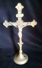 Crucifix sur pied en cuivre, Ophalen, Koper