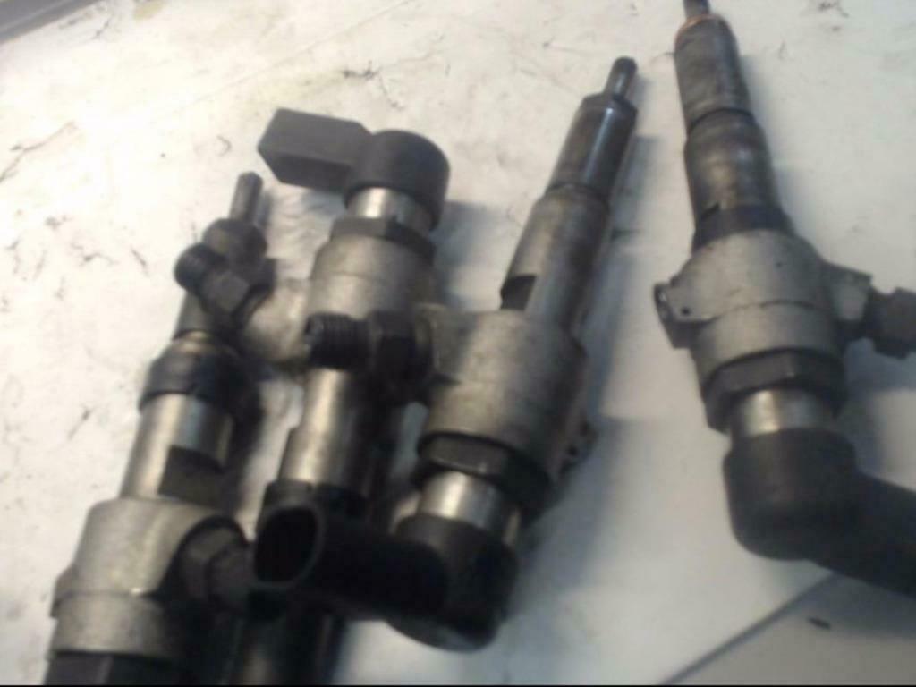 injecteurs Ford Citroen Peugeot Injecteurs 9655304880, Enlèvement, Utilisé, Citroën